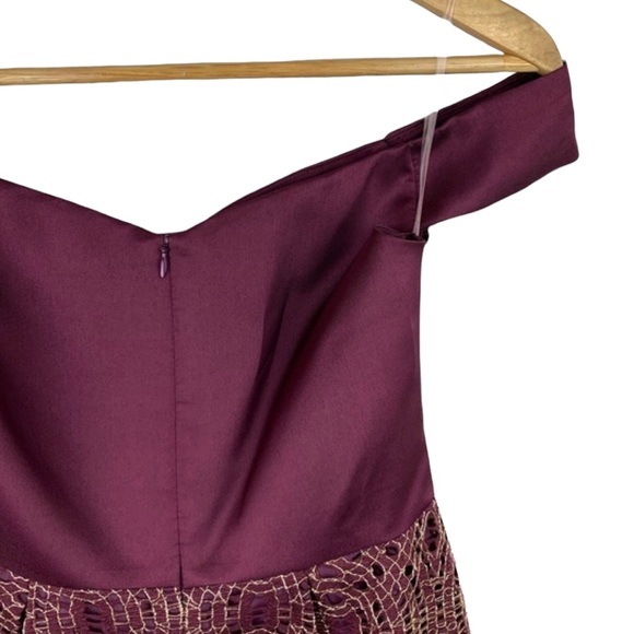 JUMP Apparel Maroon and Metallic Gold Lace Off-the-Shoulder Dress - Picture 4 of 7